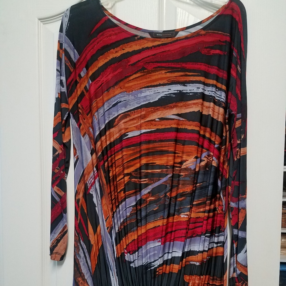 BCBG Maxazria abstract print multicolor tunic